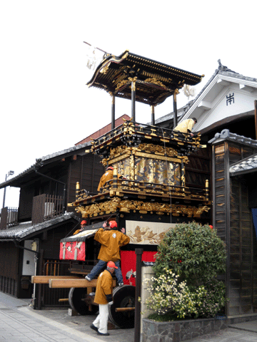 b0000209_19415122.gif