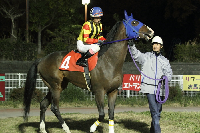 2011年4月1日（金） 高知競馬 10R 鯨潮吹く太平洋特別 C1-1_a0077663_7475649.jpg