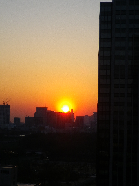 まばゆい夕焼け。_d0193224_2252986.jpg