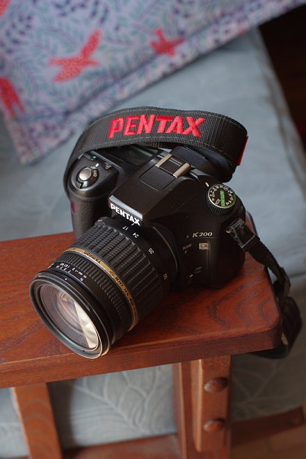 2011年4月5日 隠れた名機、Pentax K200D : Black Face Sheep's 2011年4月5日 隠れた名機、Pentax K200D : Black Face Sheep's