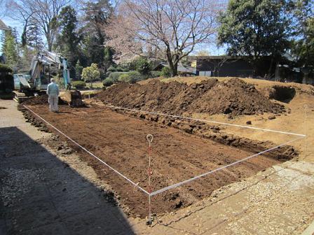 完成見学会・遺跡調査_d0227470_13294697.jpg