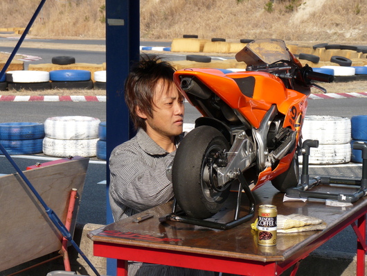 a0198286_84726.jpg
