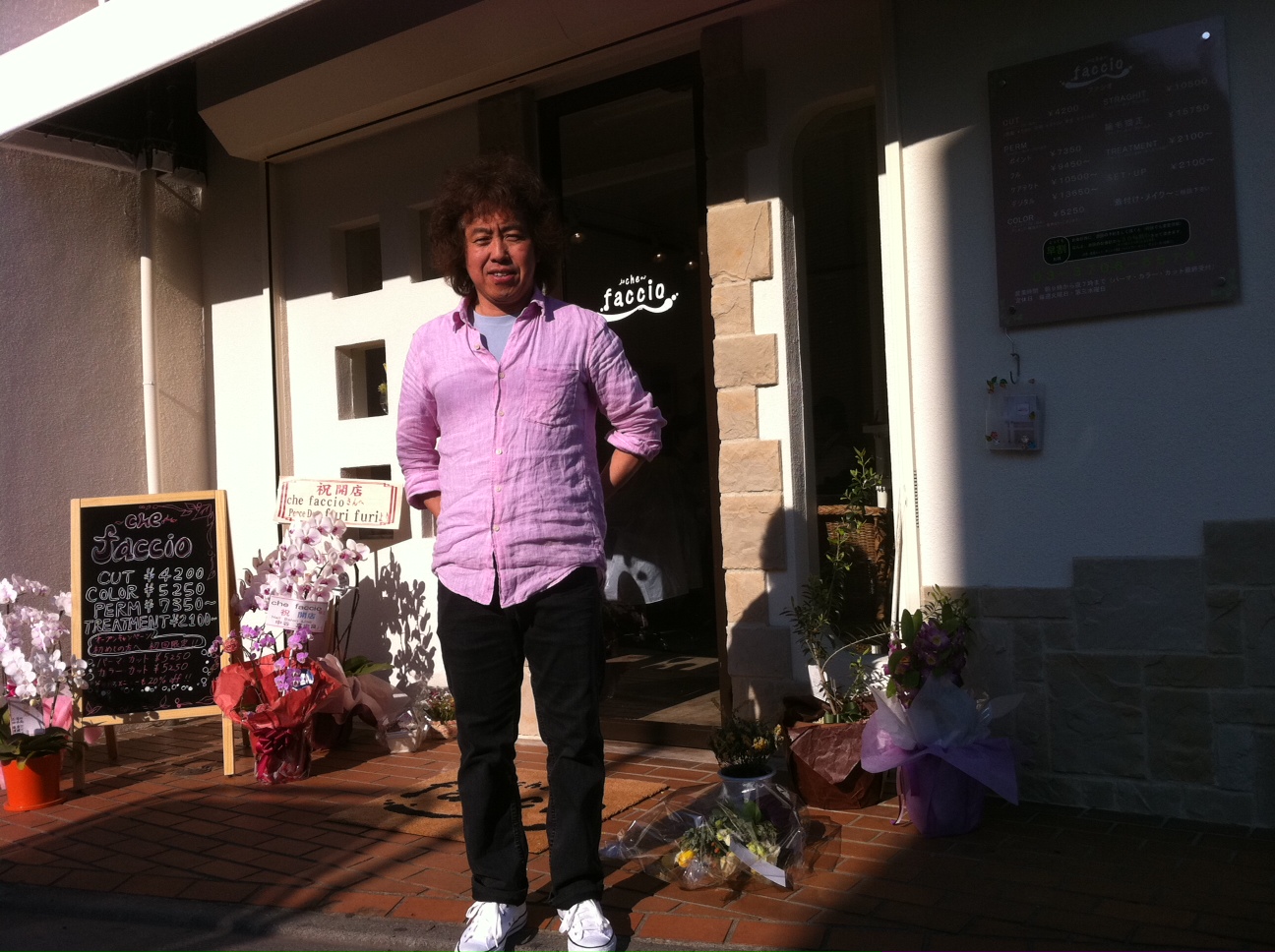 経堂の廃業する個人店を人情と知恵と工夫で救う。シェアリング+coworkingの試み。_b0185641_1435252.jpg