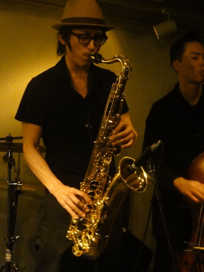 b0189829_1554645.jpg