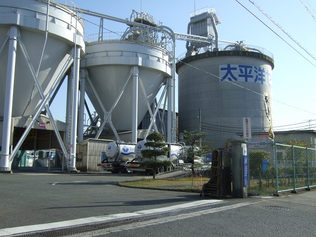 坂町北新地・東部流通団地　その7　北新地1丁目・後編　済生会広島病院西交差点と、西の通り_b0095061_182617.jpg