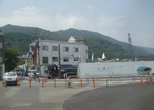 ●嵐山駅前の変化、その84(広場)_d0053294_16266.jpg