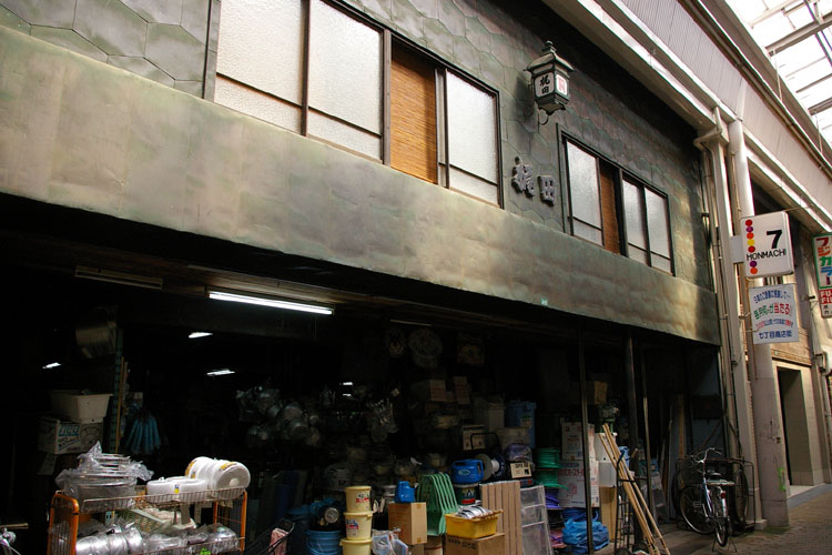 レトロ荒物屋_f0130879_021987.jpg