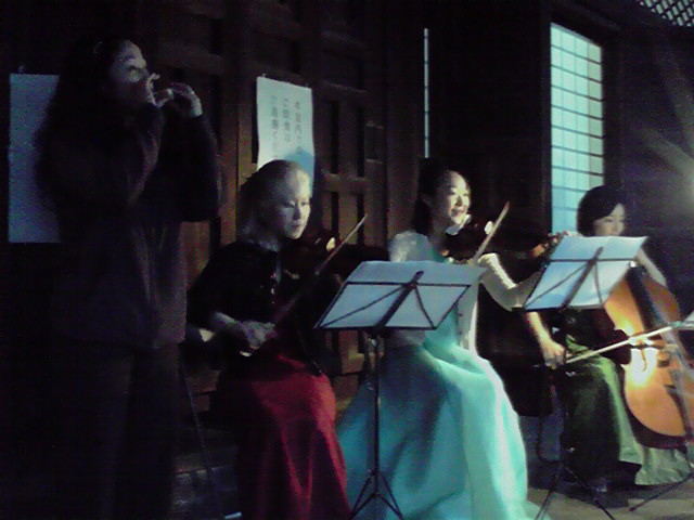 桜子さん。寺宵。明日は東響ですよ!_e0046190_2011447.jpg