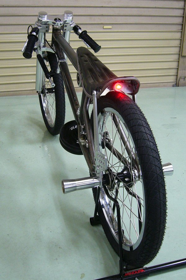 自転車 ペグ