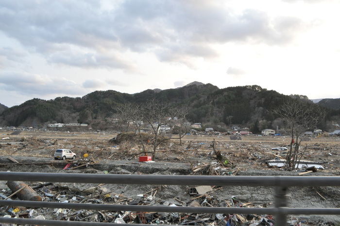 大槌に、鳥は啼かない_b0067012_0255742.jpg