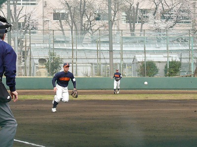 4月7日 東都大学野球2部 専修大対拓殖大 _b0166128_13571683.jpg