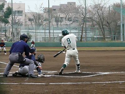 4月7日 東都大学野球2部 専修大対拓殖大 _b0166128_1411676.jpg