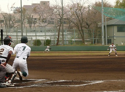 4月8日 東都大学野球2部 国士舘大対東農大_b0166128_1831411.jpg