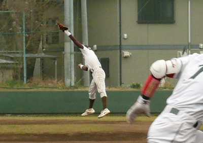 4月8日 東都大学野球2部 国士舘大対東農大_b0166128_18403138.jpg