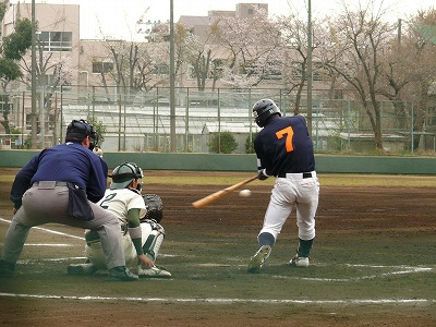 4月8日 東都大学野球2部 拓殖大対専修大_b0166128_192634.jpg