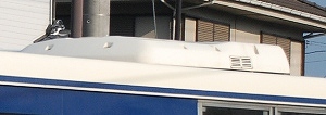 後付けクーラー_e0030537_0292787.jpg
