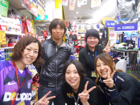 サンフレッチェ広島 佐藤寿人選手来店 体育社 スタッフ ブログ