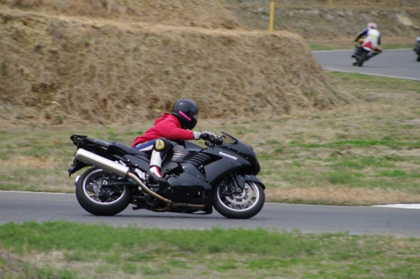 2011/04/03(日)ラ・パラ！in 鈴鹿ツインサーキット バイククラスタオフ_b0029688_7313395.jpg