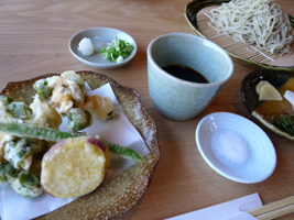『手打ちそば みやかわ』さん_b0142989_2119356.jpg