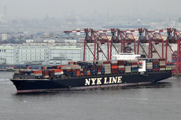 NYK ATHENA_e0158925_1113337.jpg