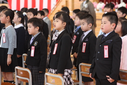 ご入学おめでとうございます！市内小中学校で入学式_f0237658_9255550.jpg