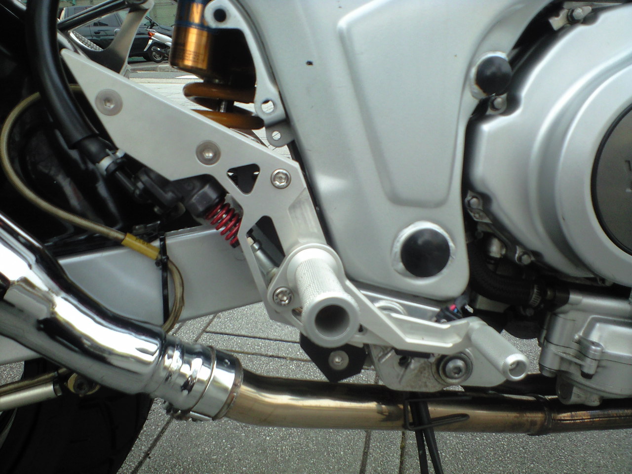 TDM850 タイヤ交換_a0163159_2104779.jpg