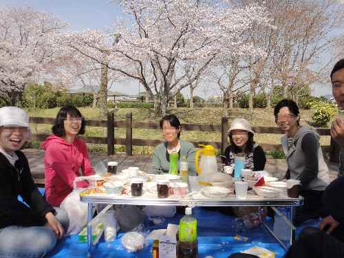 お花見第２弾!!お花見お茶会_c0150273_21213946.jpg