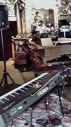 お寺でJAZZ。_d0003502_0293565.jpg