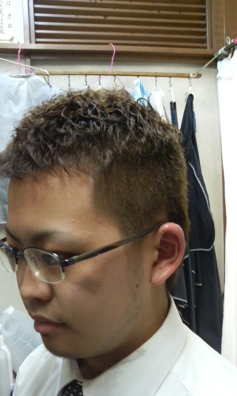 男はパンチ 外苑前のヘアサロン 男はパンチ 外苑前のヘアサロン