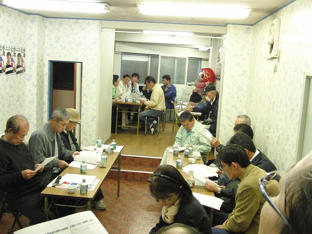選挙前 最後の後援会役員会_f0141310_6544387.jpg