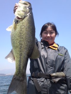 4月13日水曜日。_e0100021_2110352.jpg