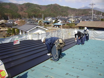 屋根工事_e0180332_17411148.jpg