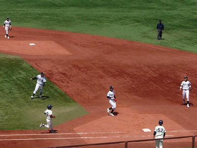 4月13日 東都大学野球 東洋大対亜細亜大_b0166128_0114778.jpg