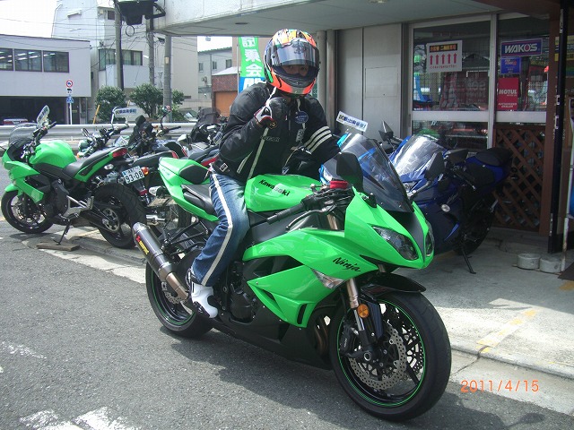 ZX10R試乗は17日までのチャンス！_f0027302_12363316.jpg