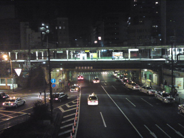 深夜1時飯田橋（総武線ホーム）、陸橋からの眺め_d0225318_8541793.jpg