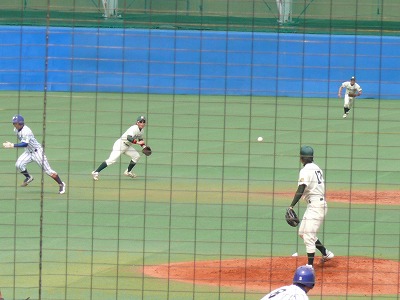 4月11日 東都大学野球2部 立正大対専修大 _b0166128_1022749.jpg
