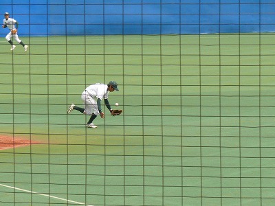 4月11日 東都大学野球2部 日本大対東農大 _b0166128_921493.jpg