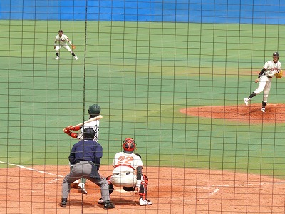 4月11日 東都大学野球2部 日本大対東農大 _b0166128_9345355.jpg