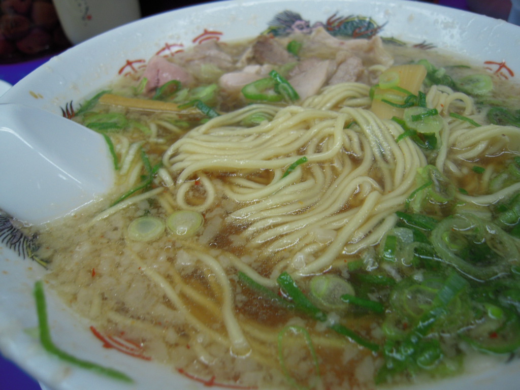 来来亭 西宮広田店　ラーメン、餃子　　（過去ログ編集）_d0083265_14543482.jpg