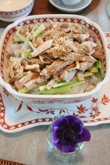 town gasで棒棒鶏、タンタン麺を習う_d0088196_1023199.jpg
