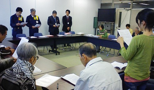 4月14日 原発停止・エネルギー政策転換/岐阜県知事への要望_f0197754_1511115.jpg