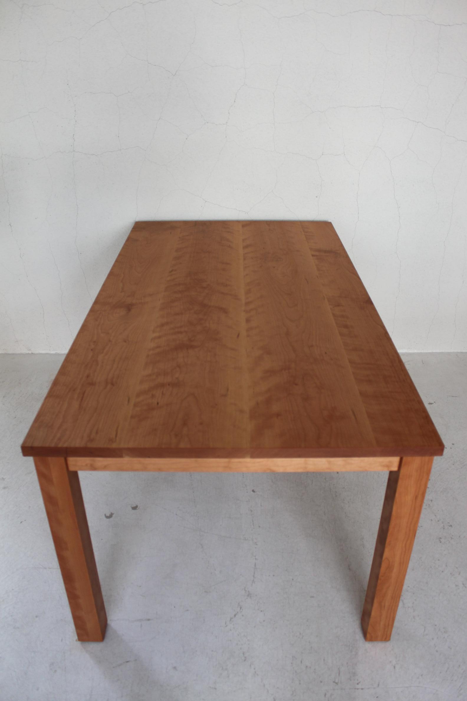 NS DINING TABLE_c0146581_16311926.jpg