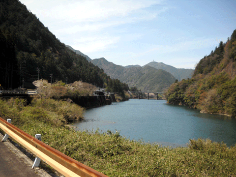b0000209_21433929.gif