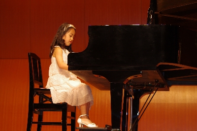 f0126515_1256652.jpg