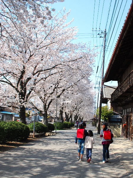 いつもの町も_c0177814_11392798.jpg