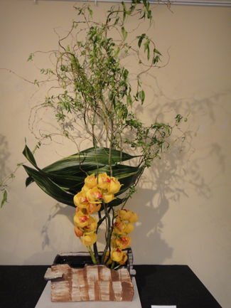 花と器のコラボレ展_e0109554_9551566.jpg