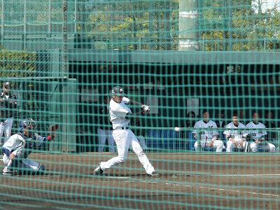 4月17日 イースタン 横浜対ロッテ_b0166128_9405891.jpg