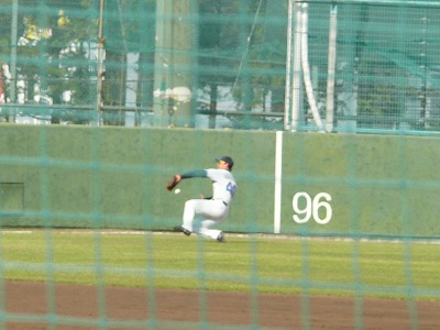 4月17日 イースタン 横浜対ロッテ_b0166128_9535646.jpg