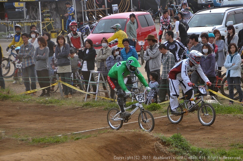 11\"JOSF 関東オーブン/ PRAY FOR JAPAN  VOL15：BMX３０オーバー決勝 動画アリ_b0065730_2351351.jpg