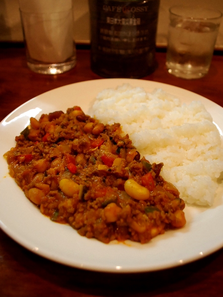 CAFE ROSSYのチャリティーカレー_c0177814_1245068.jpg